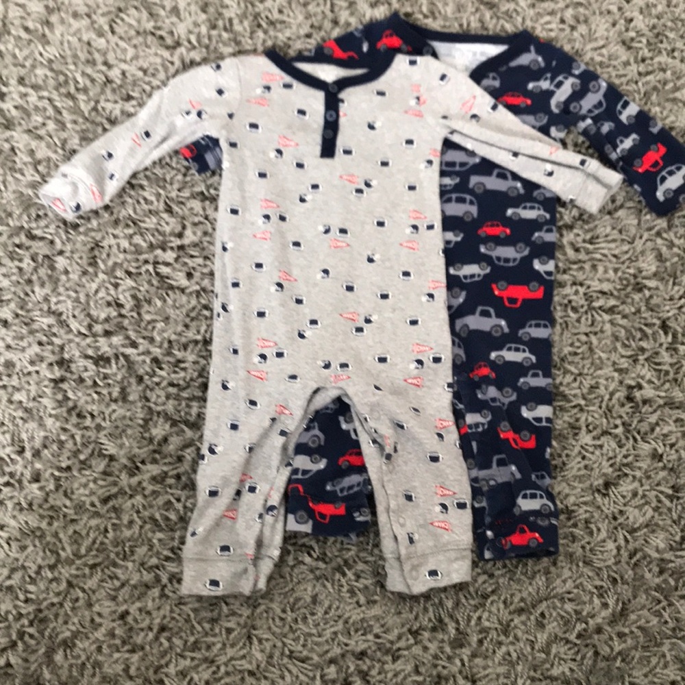 2 9 month footless sleepers